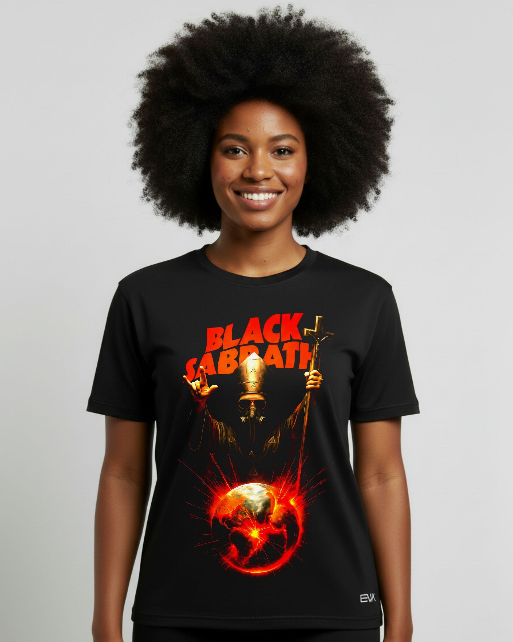 Camiseta Black Sabbath – Pope Gas Mask