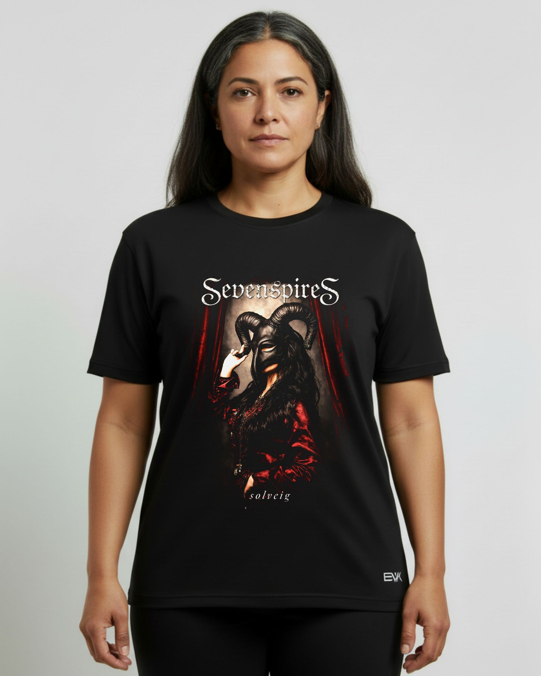 Camiseta Seven Spires – Solveig