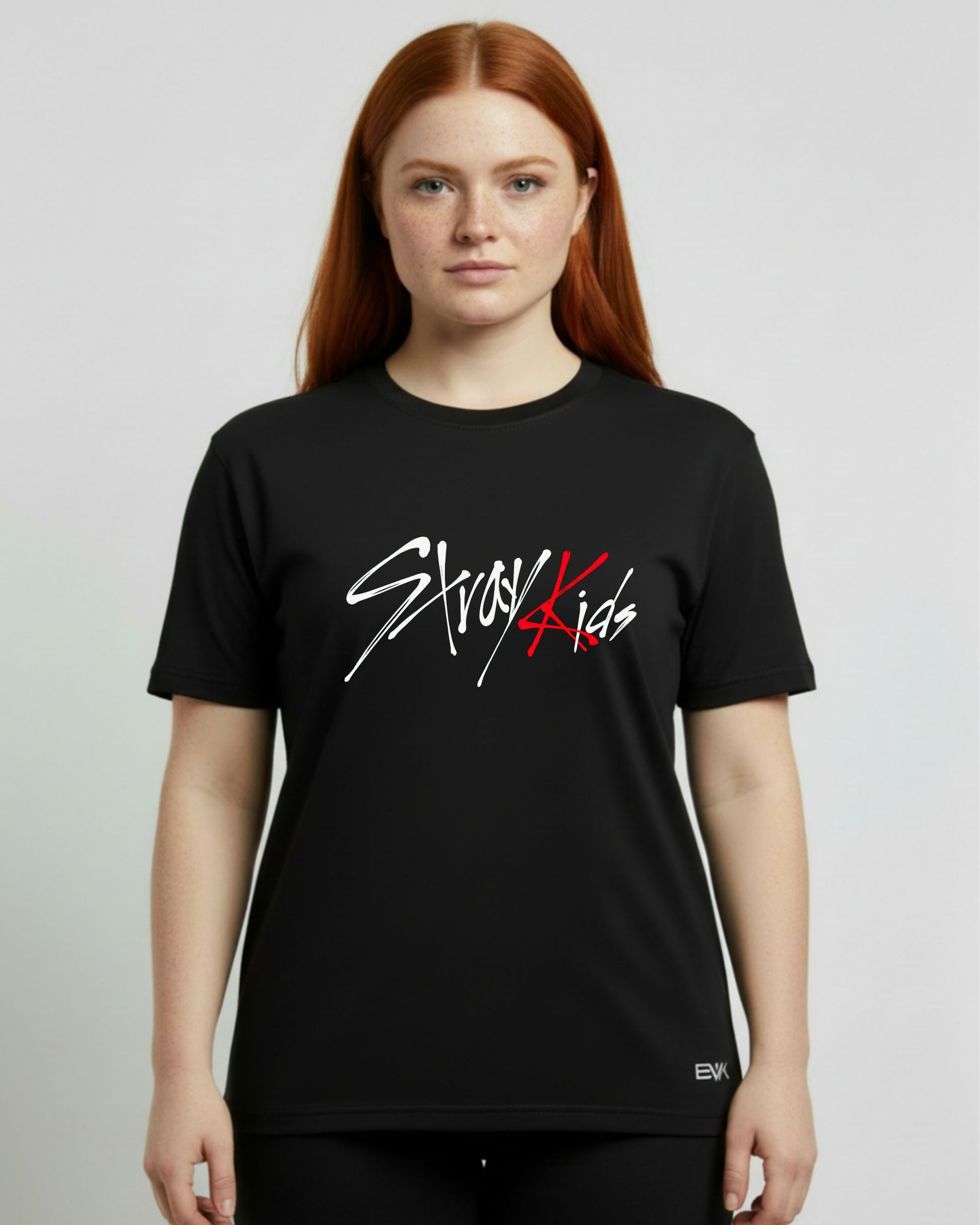 Camiseta Stray Kids – Hand-Drawn Logo