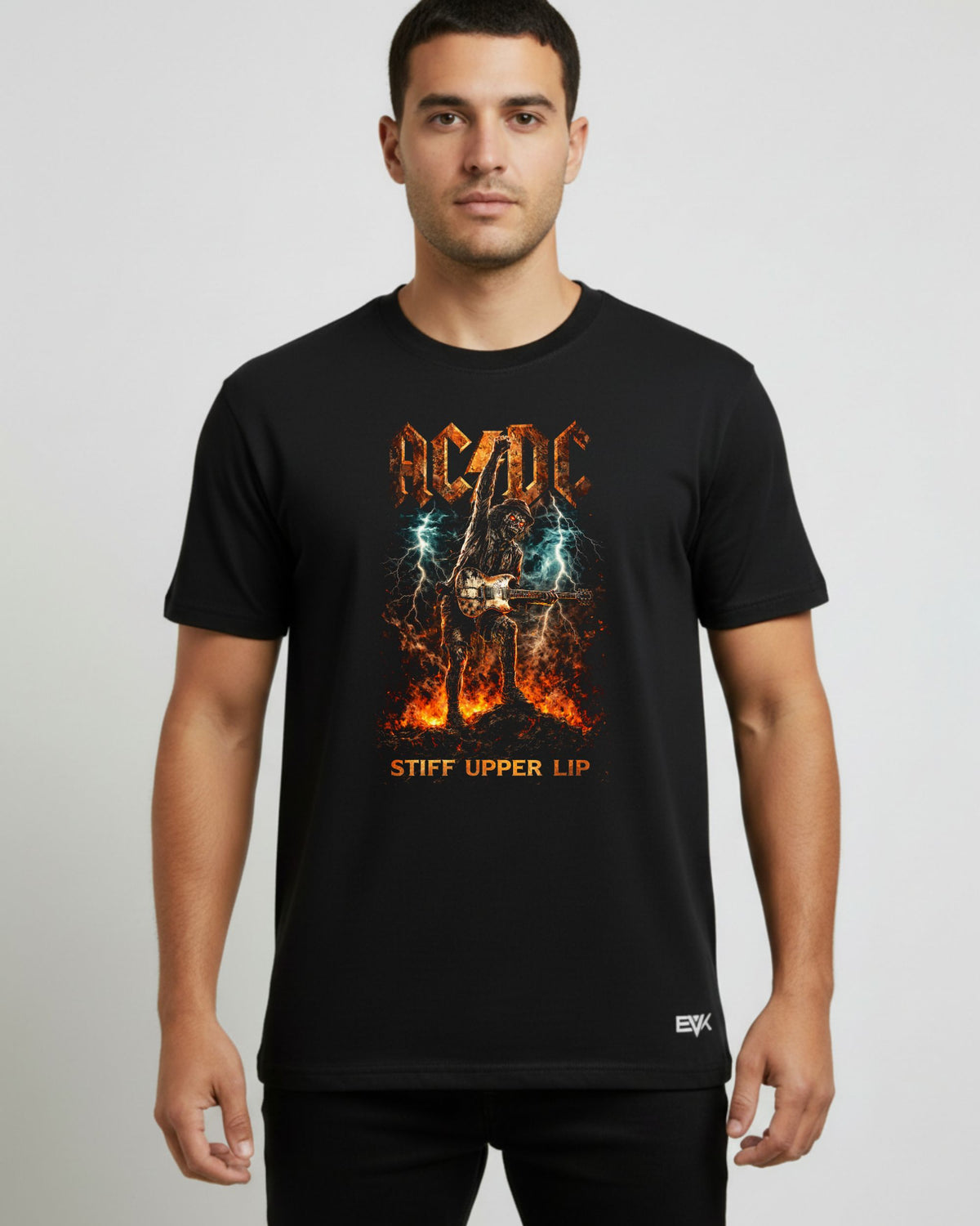 Camiseta AC/DC – Stiff Upper Lip