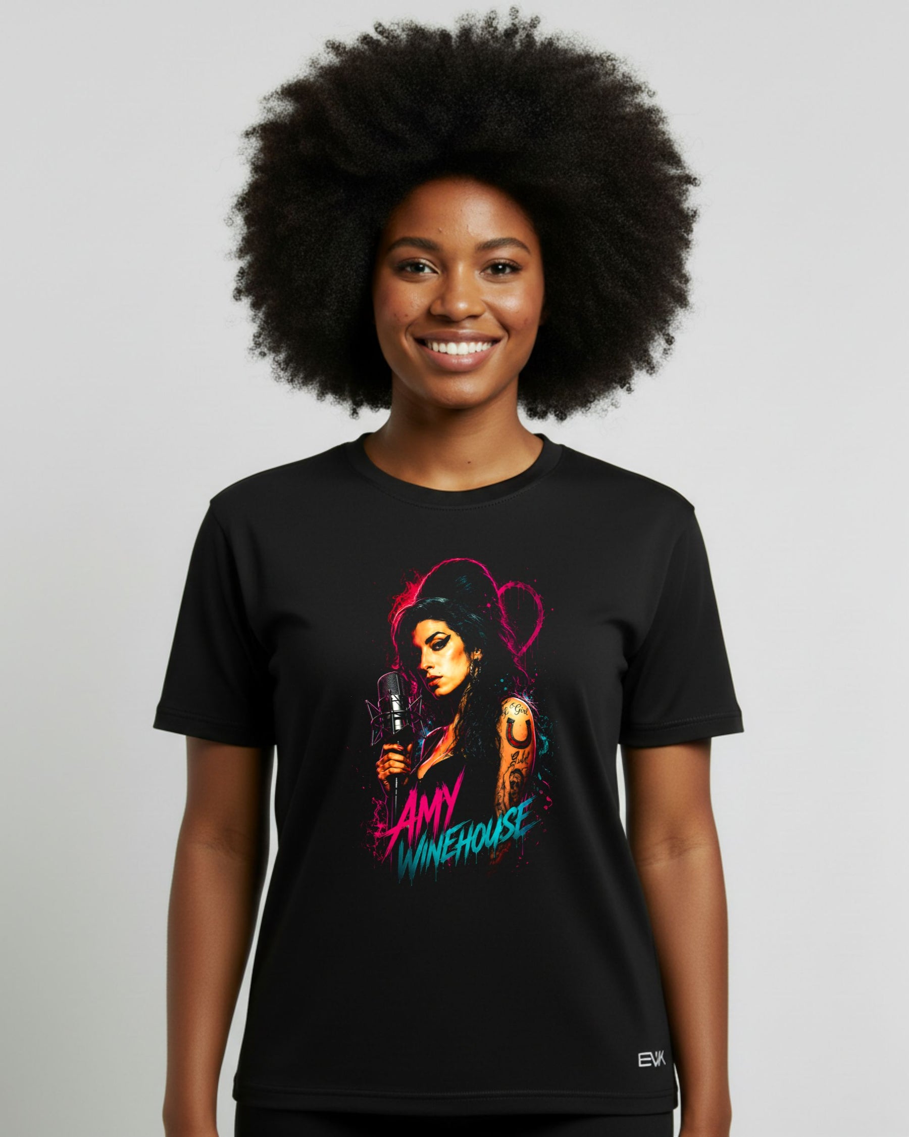 Camiseta Amy Winehouse – The Icon and Jazz