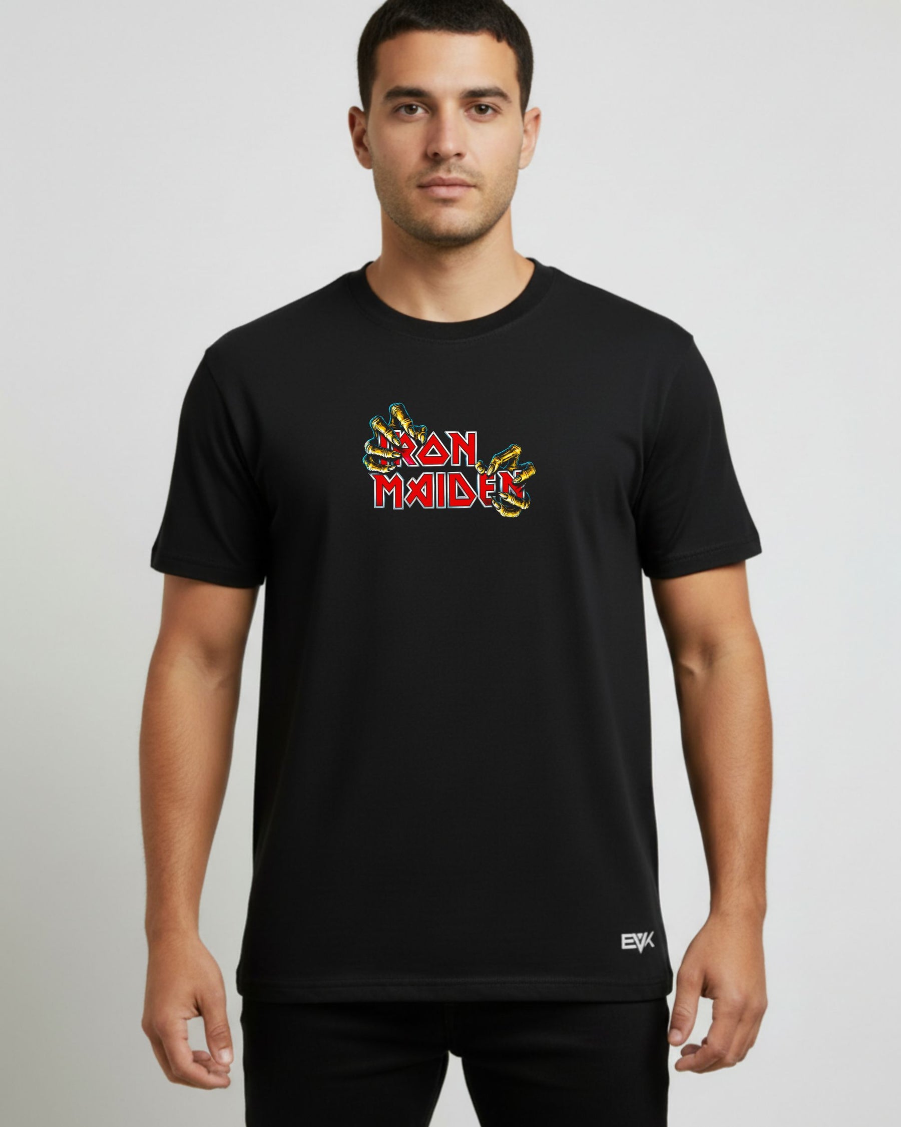Camiseta Iron Maiden – Minimal Hand Logo