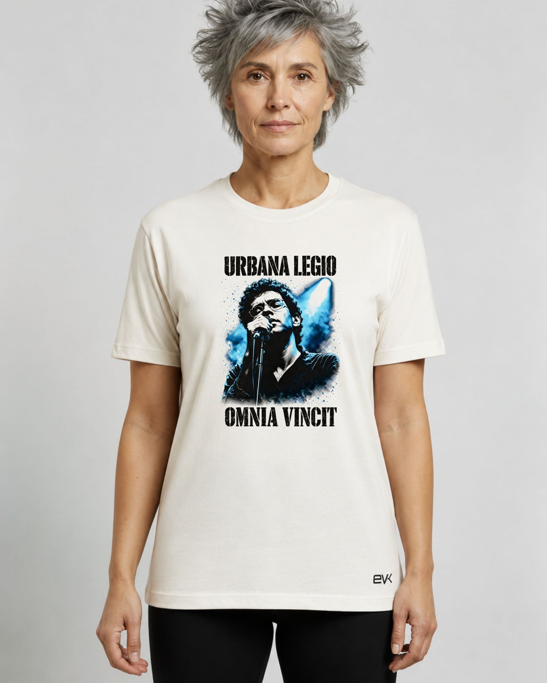 Camiseta Off-White Legião Urbana – Omnia Vincit