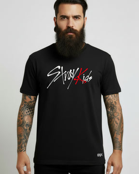Camiseta Stray Kids – Hand-Drawn Logo