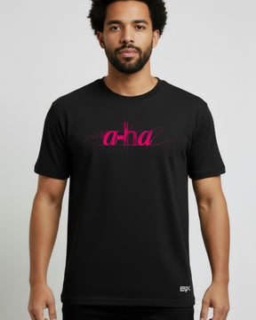 Camiseta A-ha – Minimal Pink Logo