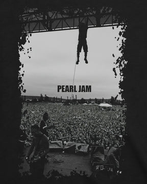 Camiseta Pearl Jam – Eddie Pendurado