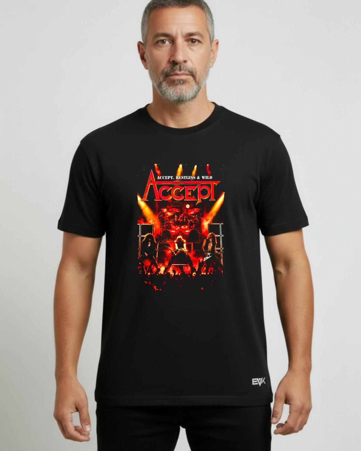 Camiseta Accept – Restless & Wild