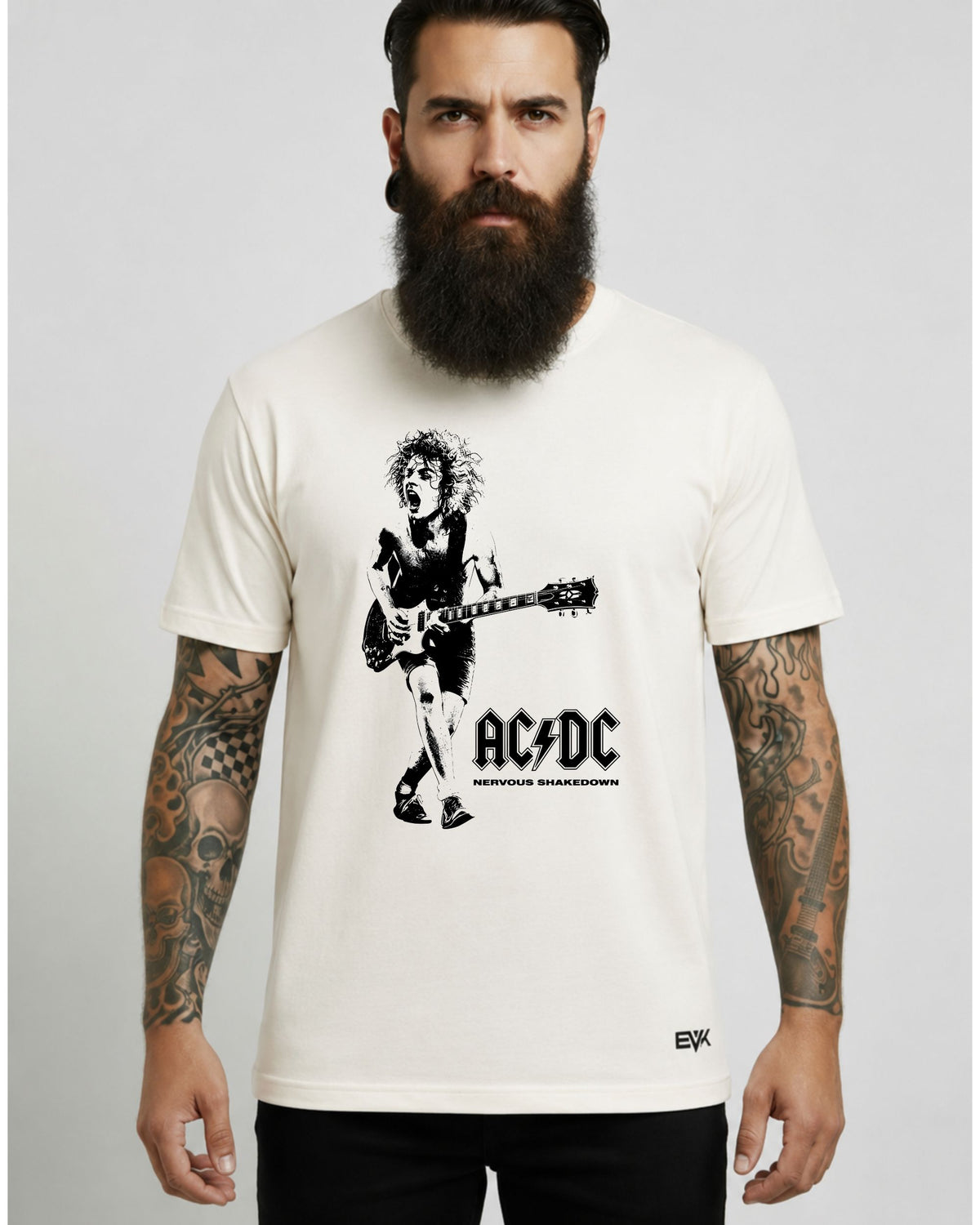 Camiseta Off-White AC/DC – Nervous Shakedown – Angus Young